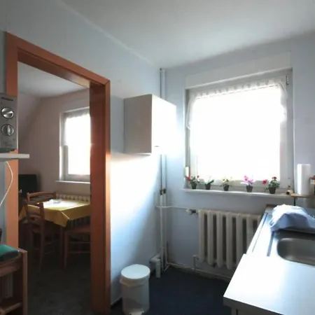 Flori - Ferienzimmer Im Haus Schulz-mann Mit Blick Zum Dornbusch, In Kwatera prywatna